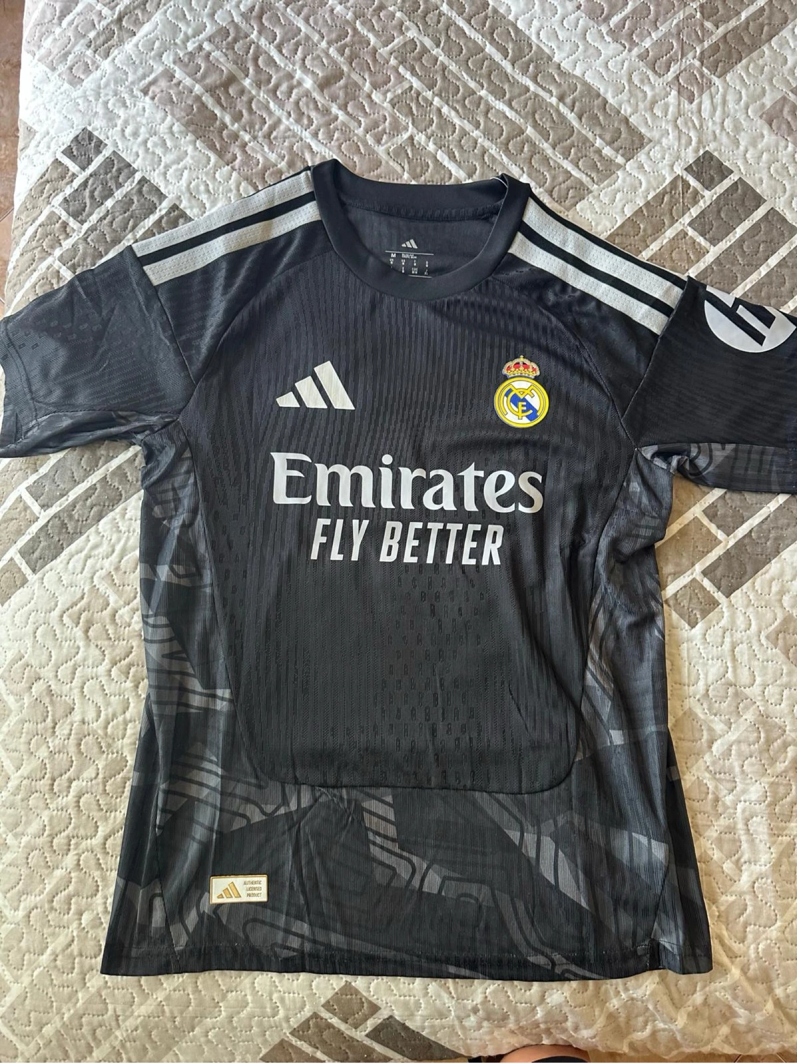 Camiseta de mbappe segunda equipación 